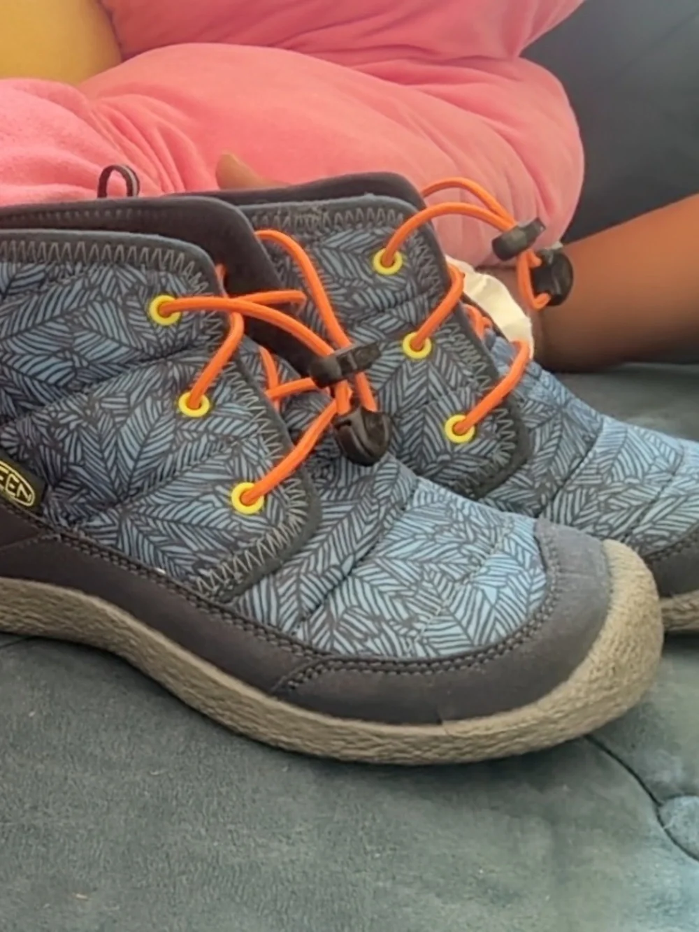 KEEN kids hiking/outdoor shoes in a fun blue leaf print with bright orange quick